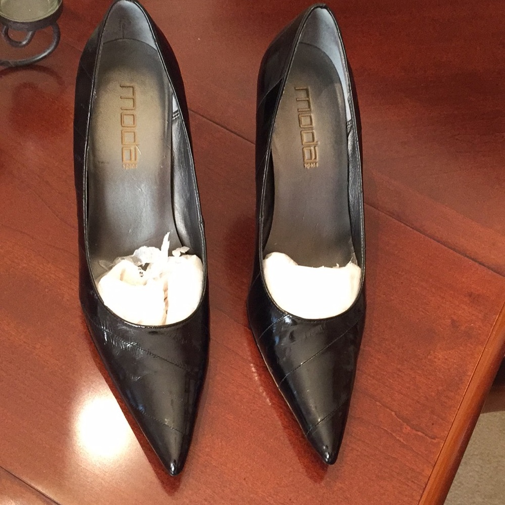 Black 4 inch Moda by Spana High Heels